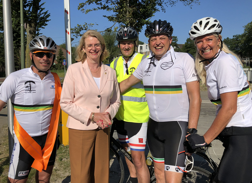 Fietsers Den Haag–Texel